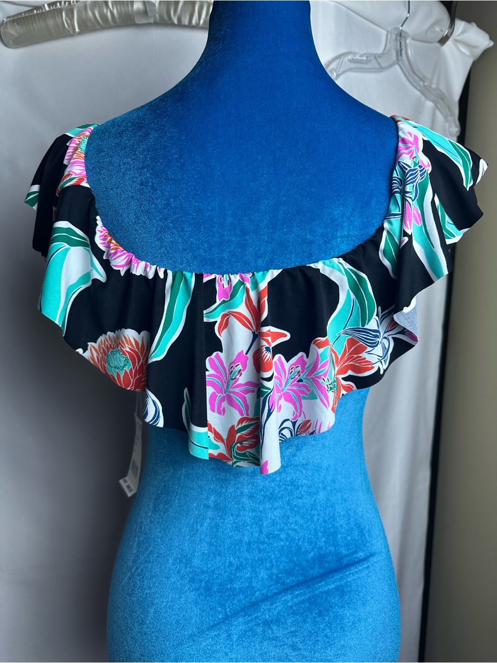 NWT Trina Turk Bikini Swim Top Floral Off-Shoulder Ruffle  - Black Multi